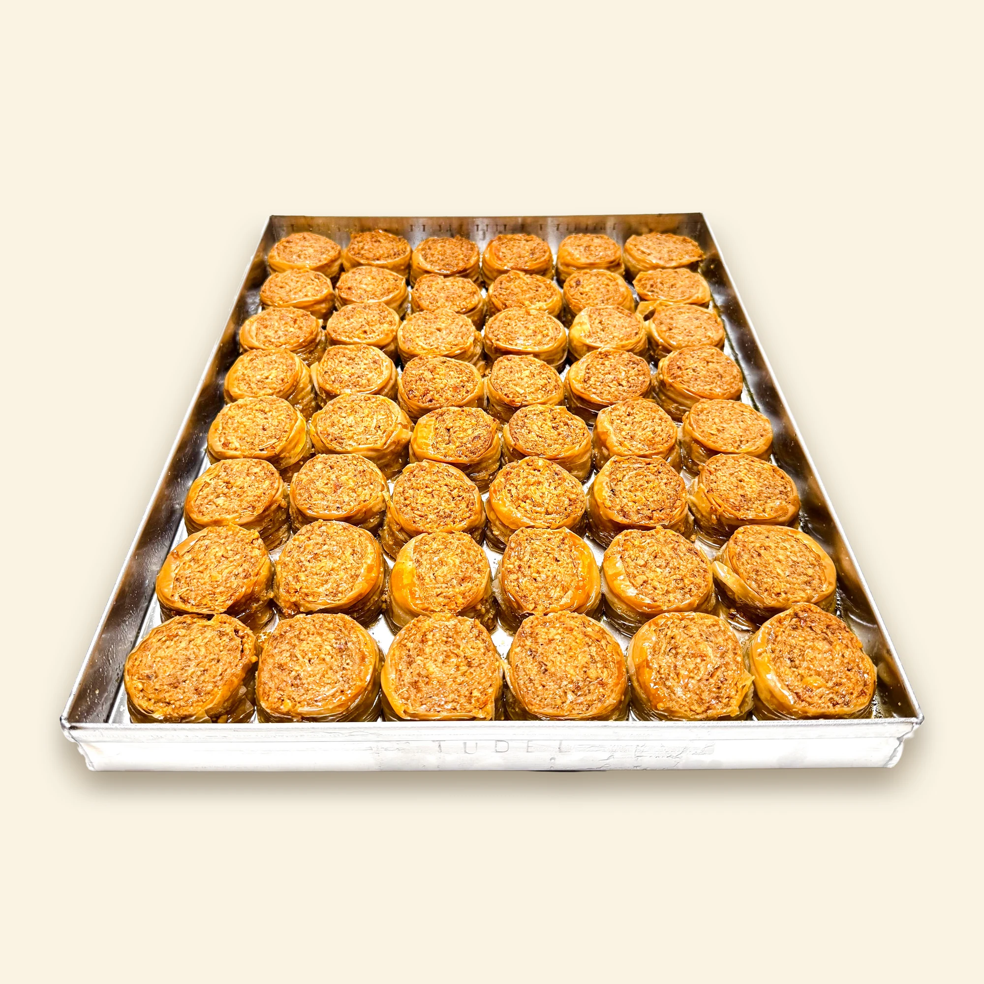 Sarma Orzechowa — Taca