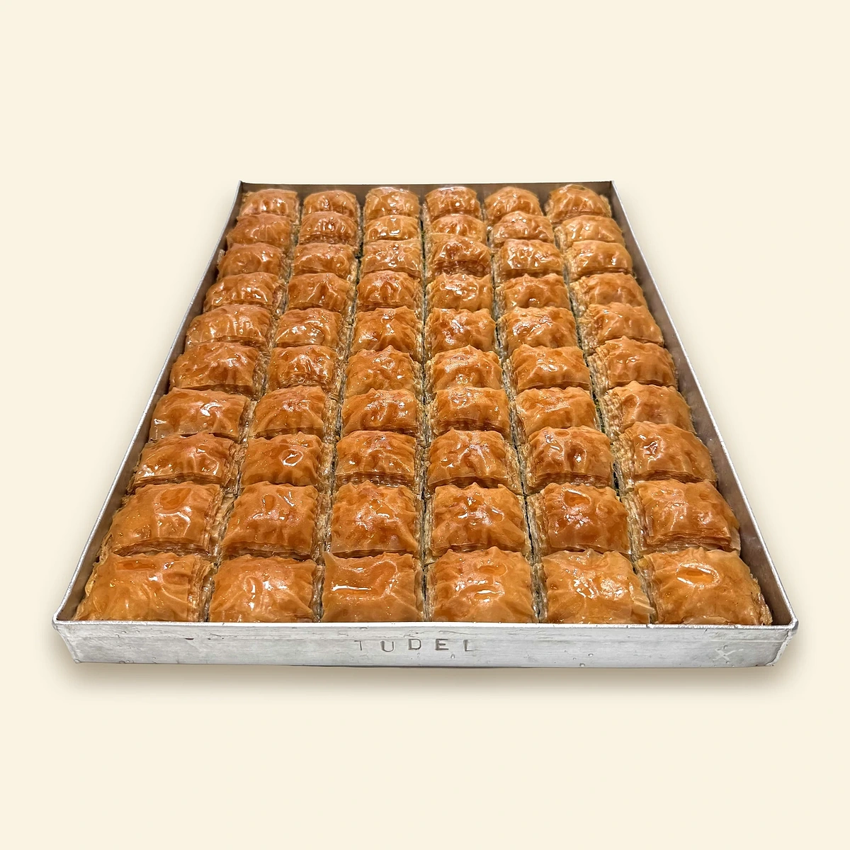 Baklawa Pistacjowa — Kwadrat — taca